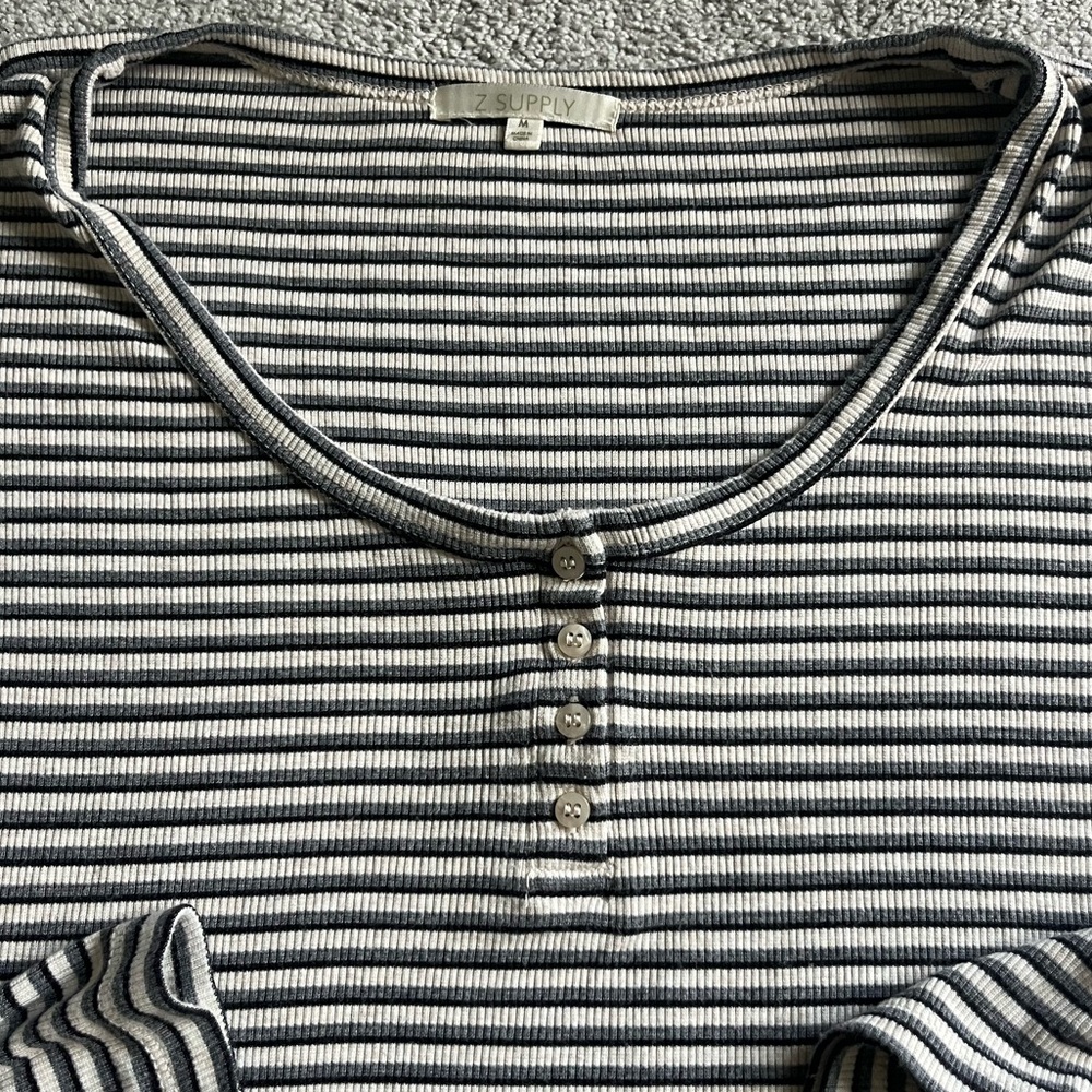 Z supply longsleve crop top - Picture 2 of 2